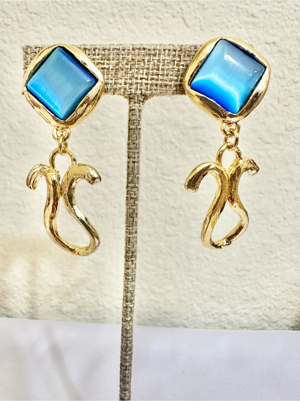Vintage Gold Plated Drop Earrings w/ Turquoise Cate Eye Stone Accent